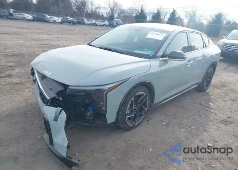 2025 Kia K4 Gt Line z USA, uszkodzony, nr VIN 3KPFW4DEXSE040554